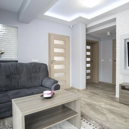 아파트 Comfort & Stara Polana Vipapartamenty *